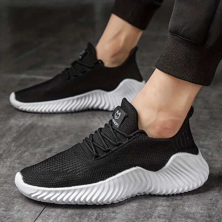 Kieran | Men's Lightweight Lace-Up Running Sneakers